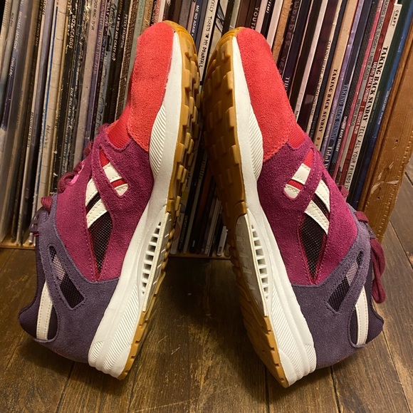 Reebok Ventilator Hexalite Women’s Sneakers - Picture 2 of 6